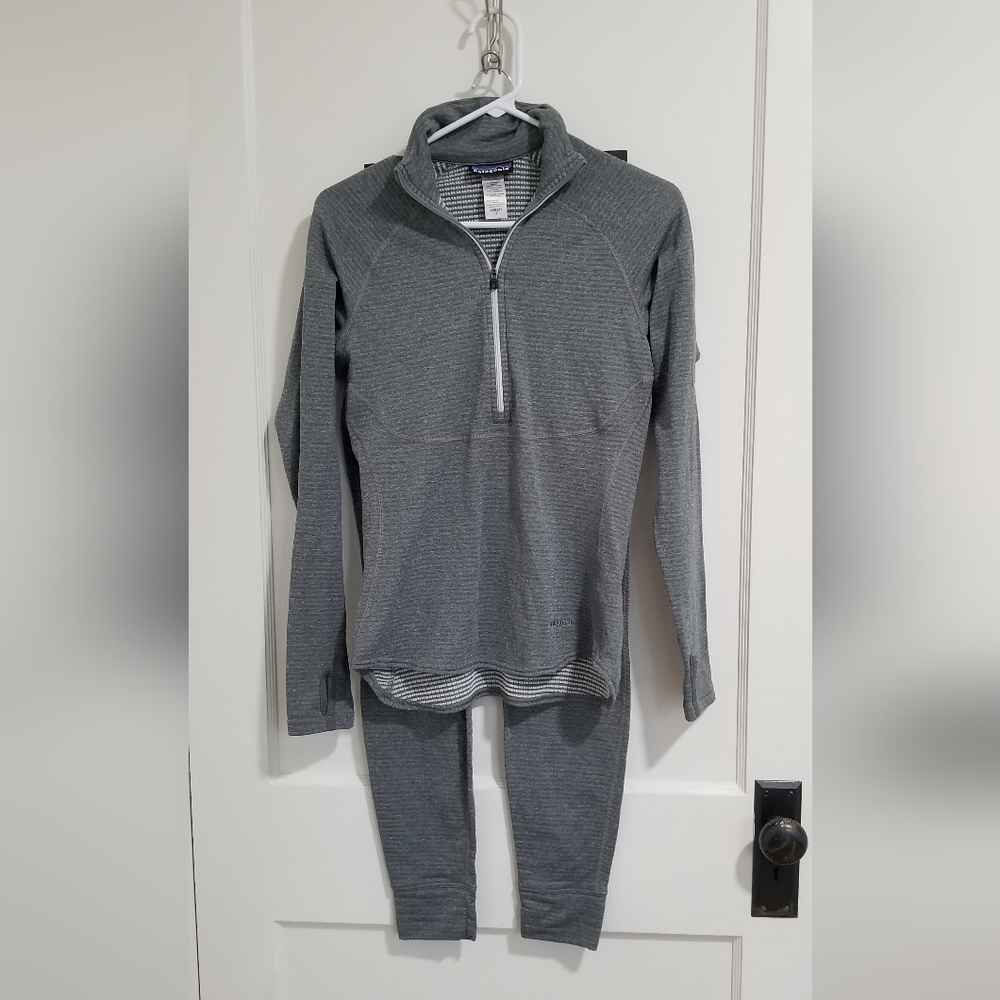 Women's Small Gray Patagonia Base Layer Set